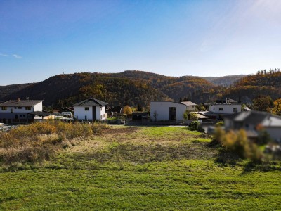 Prodej zasíťovaného pozemku o výměře 880m2, Štěchovice - Masečín